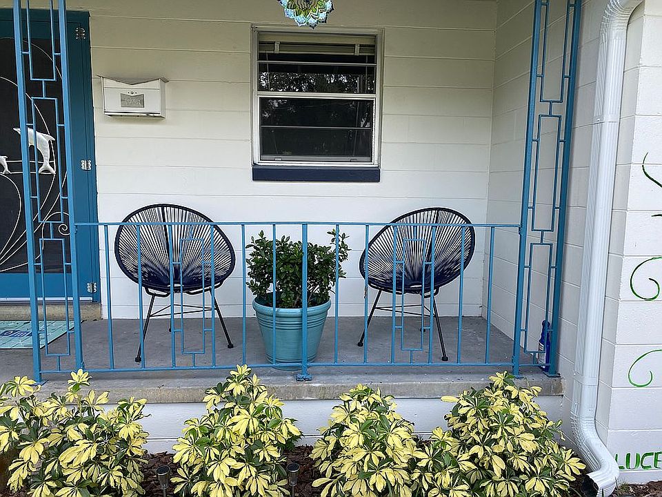 1st image of 1934 Taylor Ave