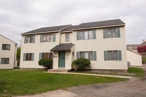 3607 10th Ln NW #16 Photo 1