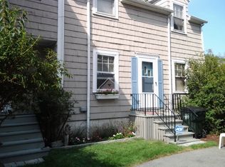 71 Rinewalt St, Williamsville, NY 14221