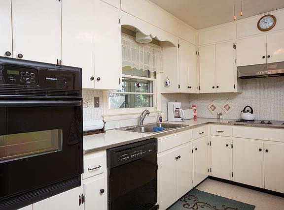 3rd image of 8895 Pats Ln
