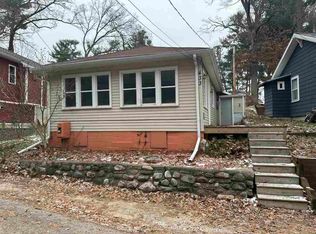 433 Mills Park St, Greenville, MI 48838