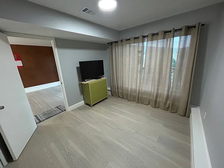 241 Merced Dr — Photo 6