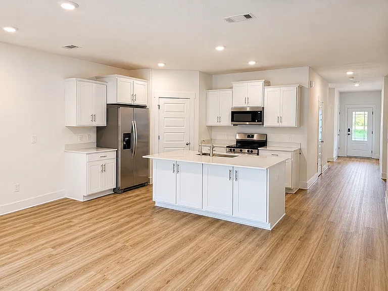 107 Holley Grove Ln — Photo 3