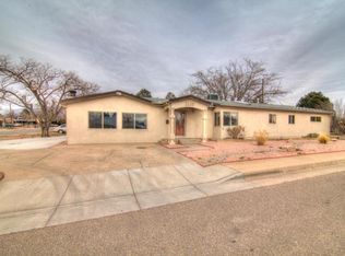 1100 Glorieta St NE, Albuquerque, NM 87112