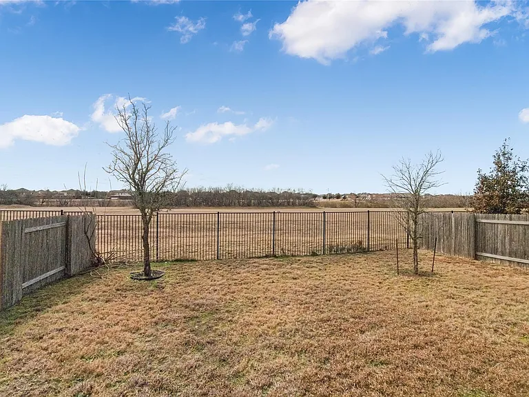 3413 Grail Hollows Rd — Photo 37