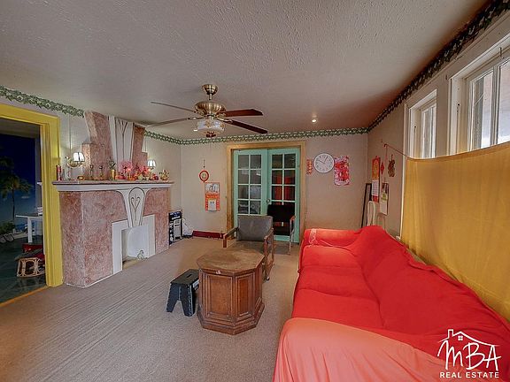 5th image of 501 W Kansas Ave