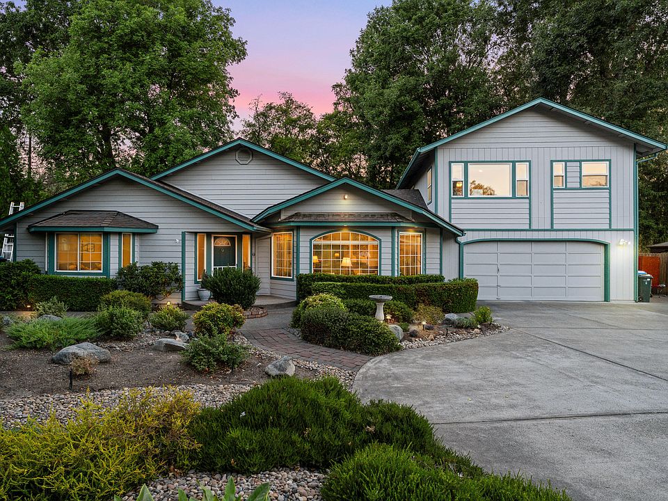1st image of 139 Belindy Cir