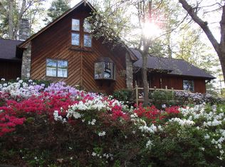 68 Acorn Rd, Asheville, NC 28804