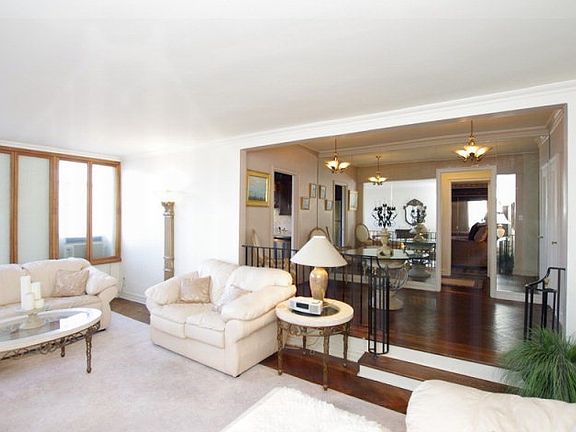 3rd image of 3001 Henry Hudson Pkwy W #5A