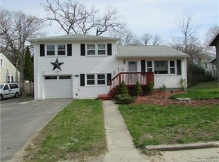 104 Delaware Ave, Waterbury, CT 06708