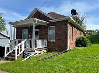 714 E 5th St, Milan, MO 63556