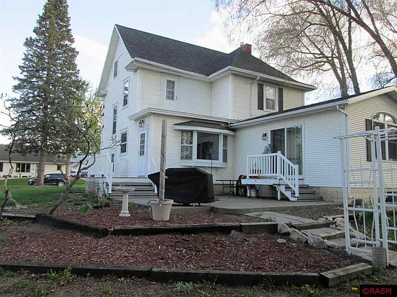 2nd image of 1029 4th Ave S