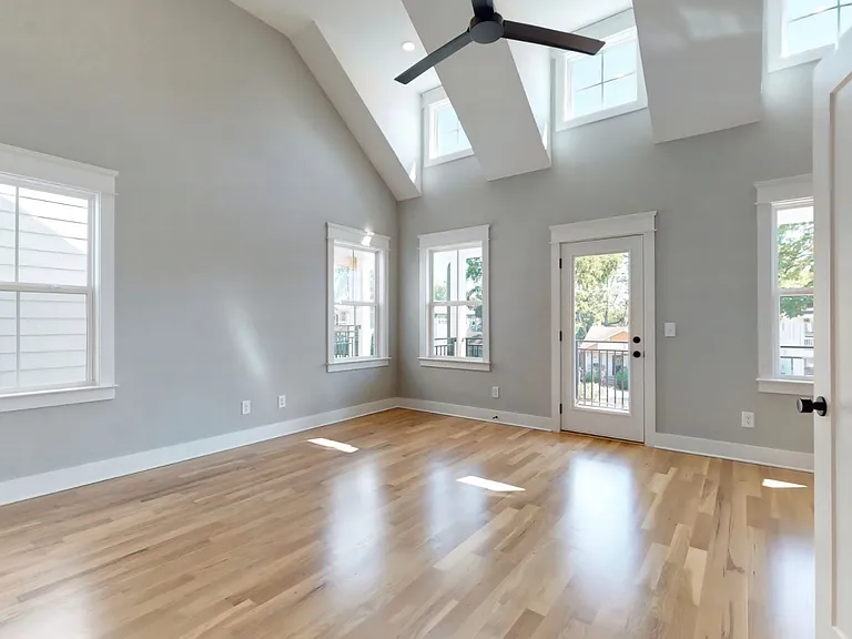 4908B Michigan Ave — Photo 18