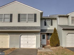 124 Jonathan Dr, North Wales, PA 19454
