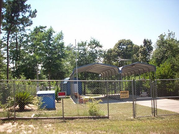 4th image of 447 Emily Ln
