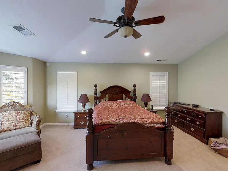 Wildflower Dr — Photo 12