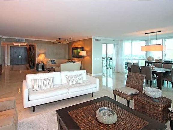 3rd image of 101 S Fort Lauderdale Beach Blvd #1105