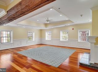 100 N Union St APT A, Alexandria, VA 22314