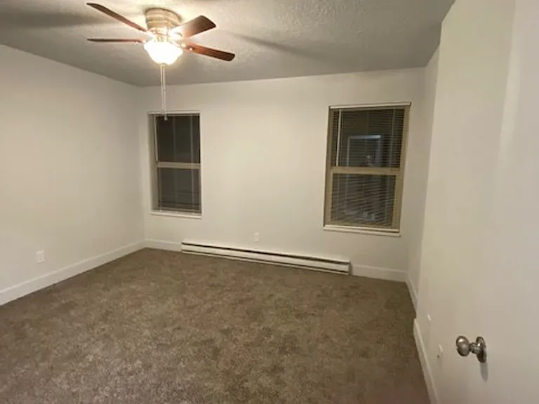 377 W 1100 N #14 — Photo 2