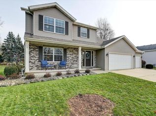 404 W Oak St, Cottage Grove, WI 53527