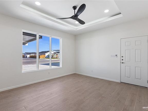 2nd image of 2112 E San Andrea St #3