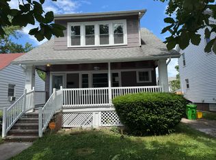 1551 E 195th St, Euclid, OH 44117