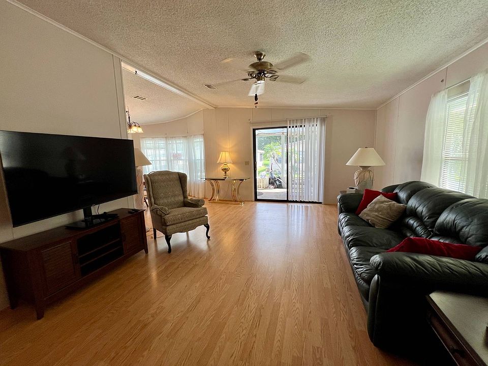 19th image of 145 Greenview Dr #145