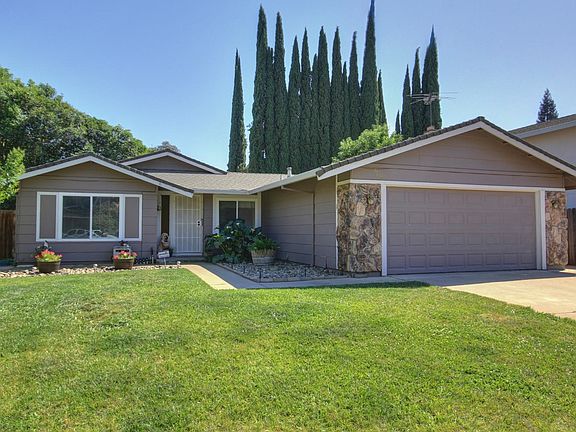 2nd image of 9320 Quesada Way