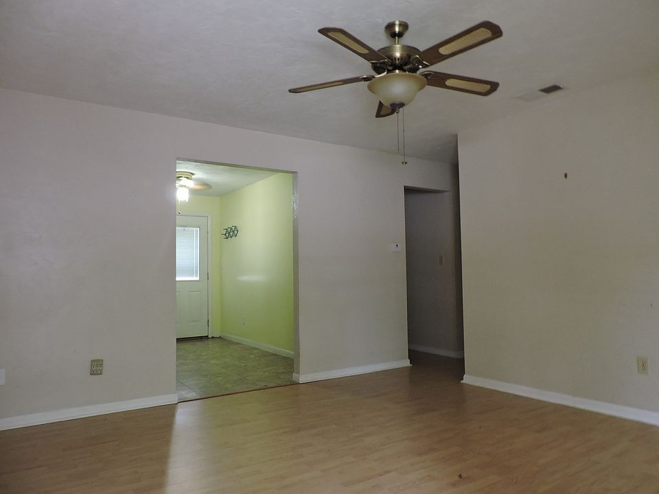 1st image of 2114 NW 55th Blvd APT 38