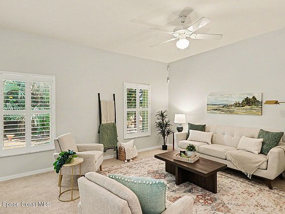 4th image of 296 Tunbridge Dr