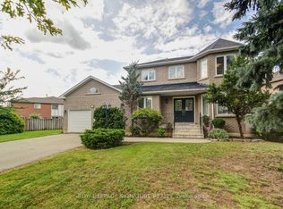 18 Inverness Clos, Vaughan, ON L6A 1Y7