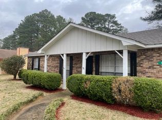 5076 Raintree Dr, Byram, MS 39272