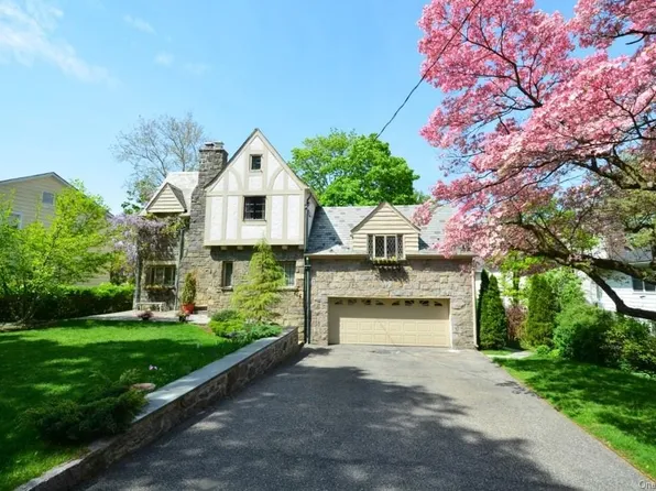 566 N Columbus Ave, Mount Vernon, NY 10552