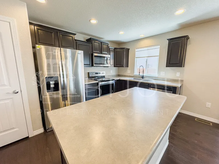 10881 Aliso Dr — Photo 7