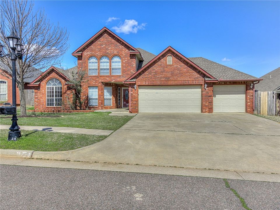 1723 Parkway Dr, Moore, OK 73160 Zillow