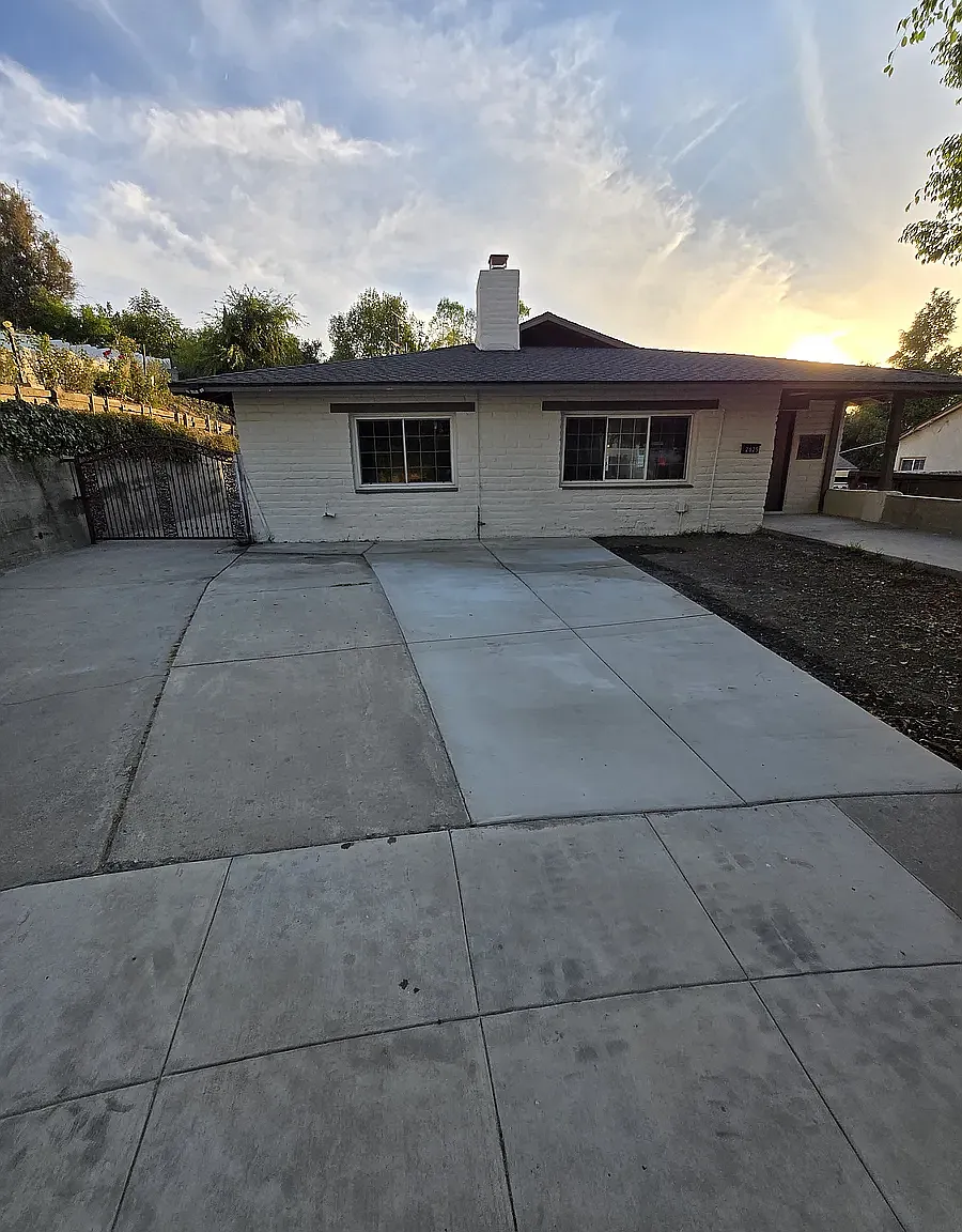 3 bed, 1708 sqft, $4,000 — Photo 2