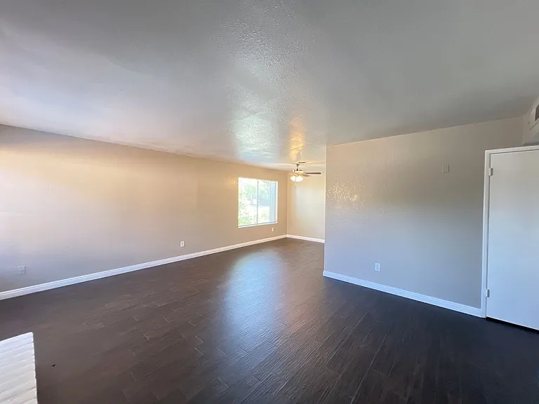 6811 Klamath Way — Photo 14