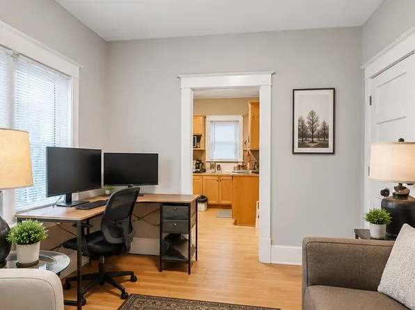14 W 47th St APT 1, Minneapolis, MN 55419