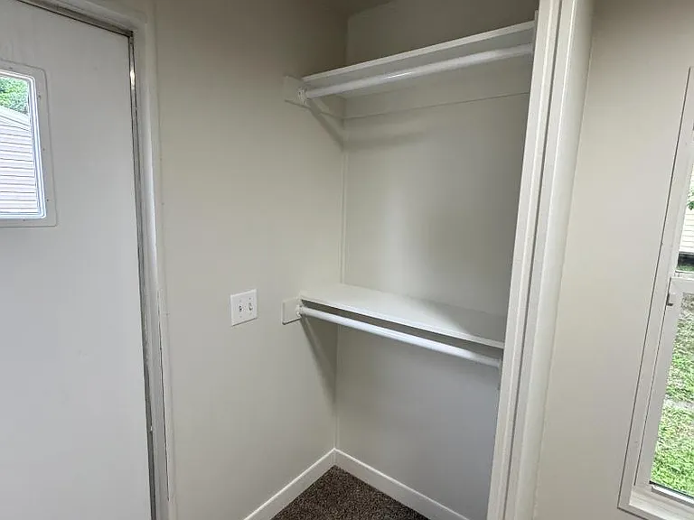 Unit Photo
