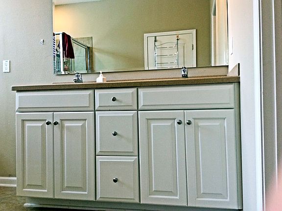 Double Vanity-Master Bath