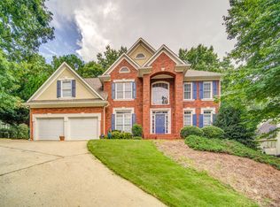 572 Fairway Dr, Woodstock, GA 30189