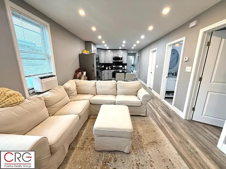 14 Vermont Ave #3 — Photo 10