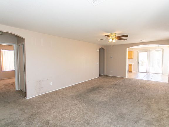 3rd image of 10962 Civiletti St