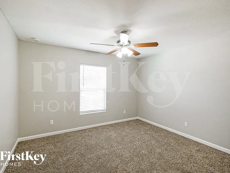 1351 SW Amboy Ave — Photo 10