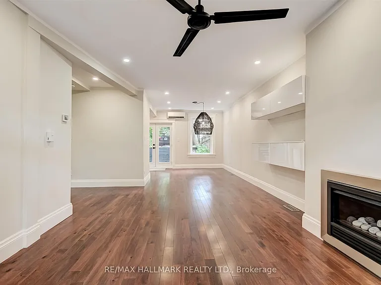584 Logan Ave — Photo 6