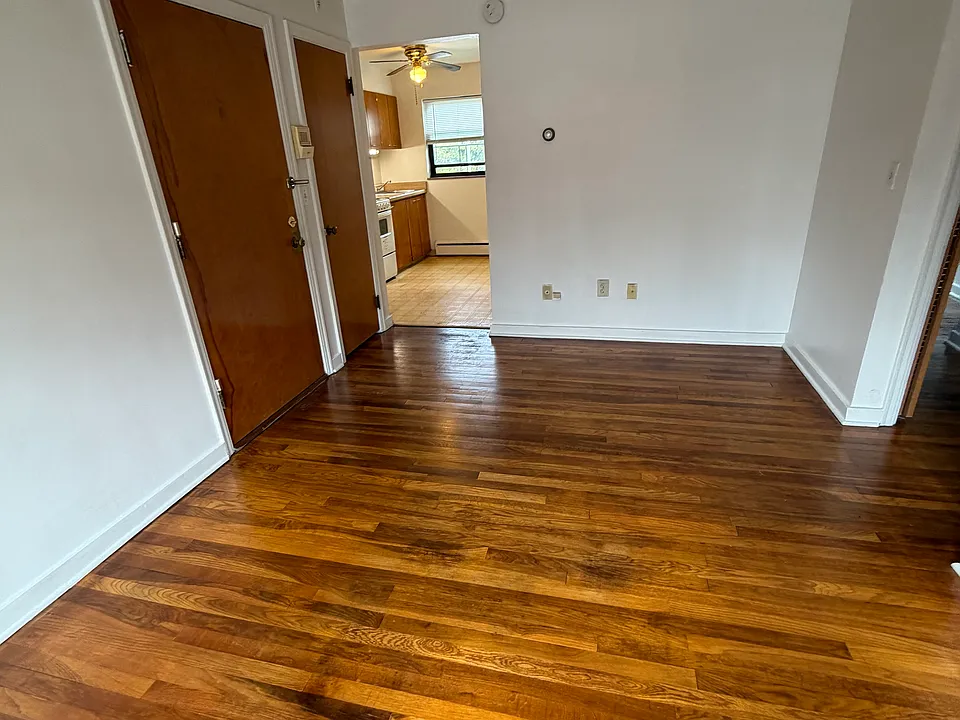 Living room to Kitchen