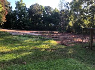 371 E Johnson St, Temple, GA 30179