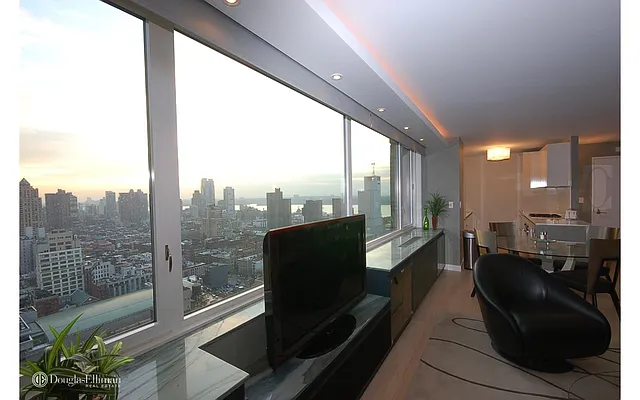 Rented by Douglas Elliman | media 10