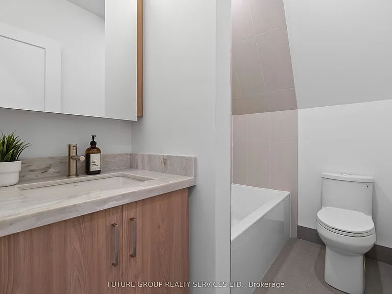 34 Poplar Ave #4 — Photo 31