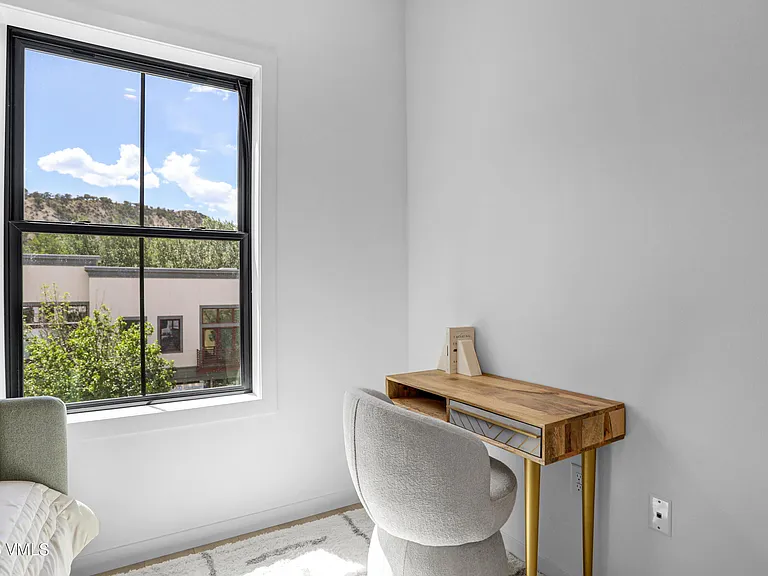 1200 Capitol St #201 — Photo 22